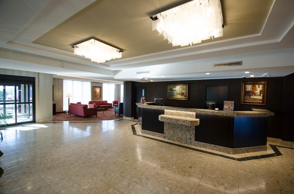 Hotel Welcominns Boucherville Bagian luar foto