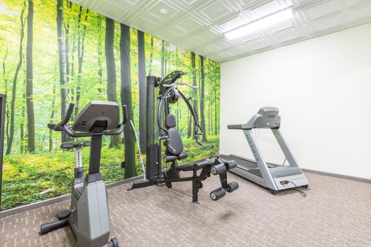 Hotel Welcominns Boucherville Bagian luar foto